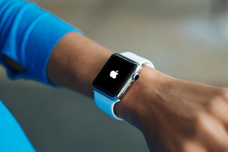 Apple Watch bị lỗi không lên màn hình