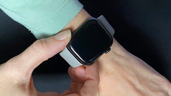 Hướng dẫn mở nguồn Apple Watch 8