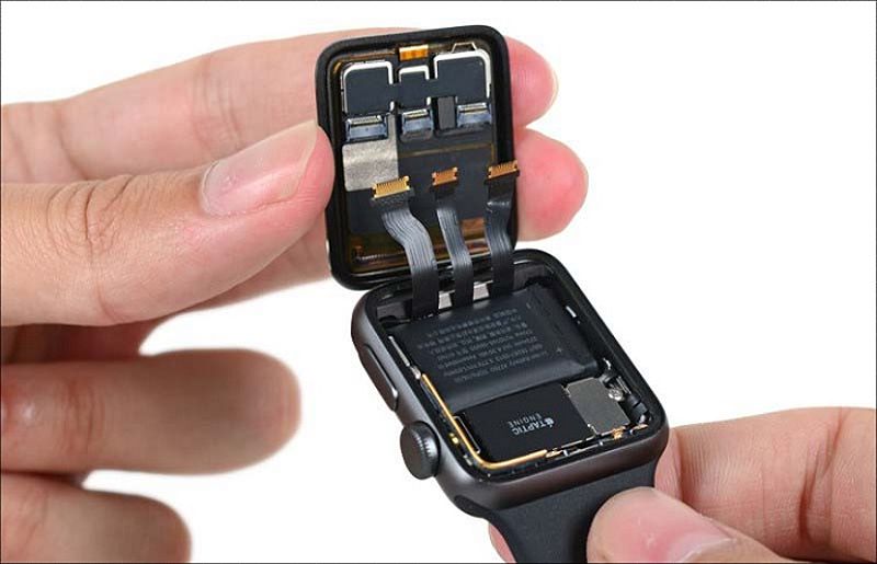 IC bị hỏng có thể làm Apple Watch không lên nguồn.