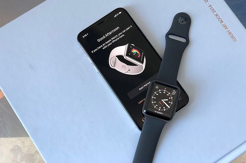 Liên kết Apple Watch với điện thoại iPhone, bước đầu trong việc thiết lập thiết bị.