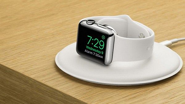 Pin Apple Watch Series 8 bị lỗi, cần thay pin mới để sử dụng lâu hơn.