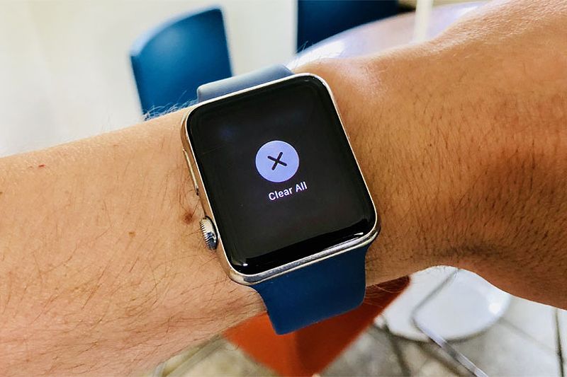 Xóa thông báo trên Apple Watch, giúp người dùng quản lý thông báo một cách hiệu quả.